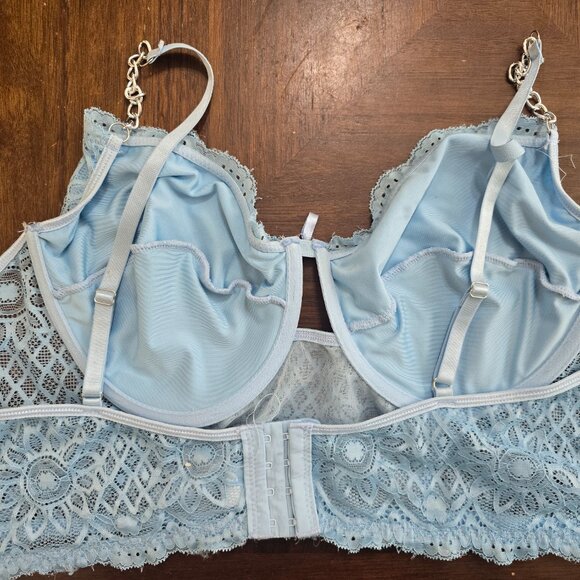 Women's Plus 4x Blue Lace Chain Strap Bra - Picture 3 of 7
